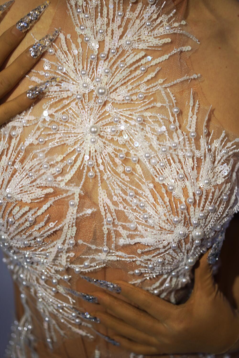 Vestido corto de nieve con per - Woman Formal Wear reseña y precio