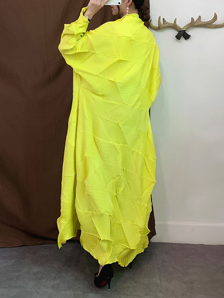 Miyake gabardina larga plisada - Trench Coat Formal reseña y precio