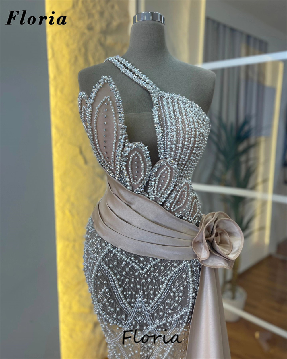 Vestidos de graduación de un h - Women Formal Wear Dubai reseña y precio